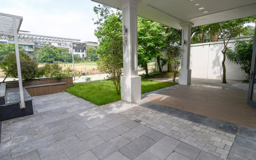 Unfurnished 6-Bedroom House with Garden for Rent in Ciputra