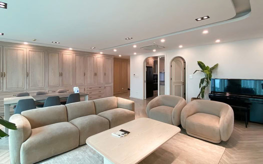 Beautiful 3 Bedroom Home for Rent in the E5 Building