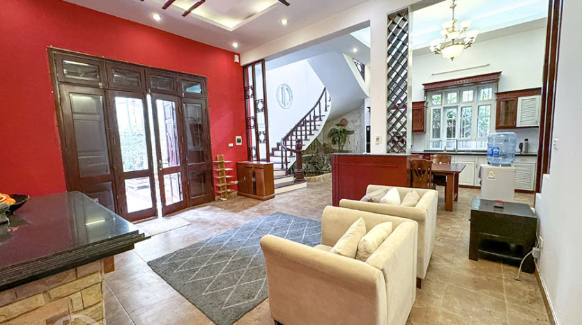 Furnished garden house to rent in Tay Ho 3 bed 3 bath