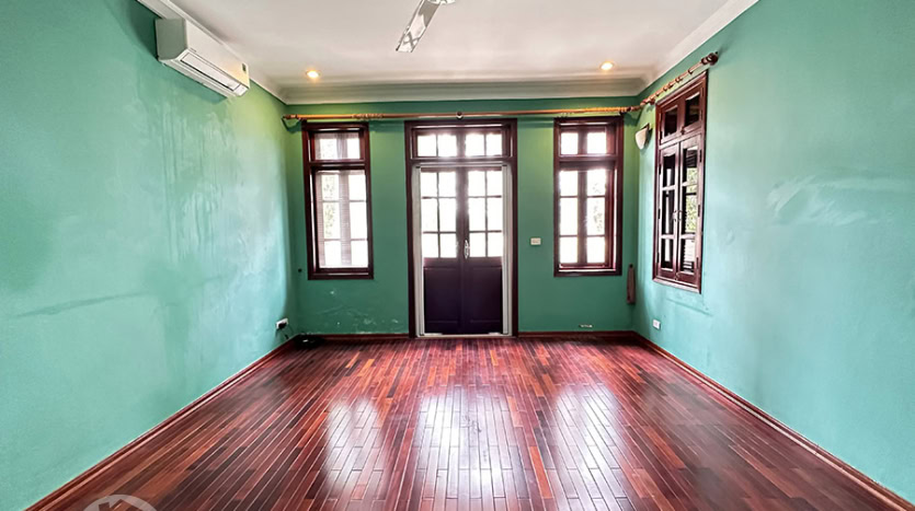 Unfurnished 5-Bedroom Villa with Garden for Rent in Ciputra Hanoi