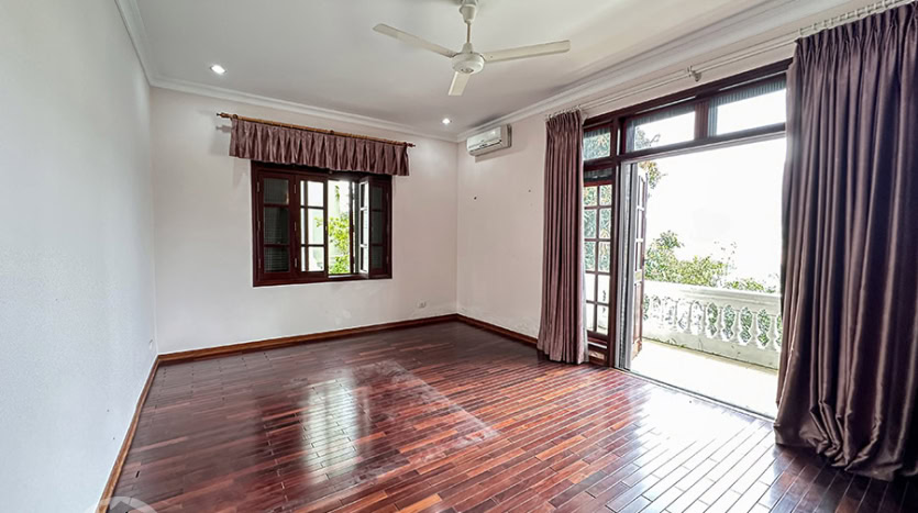 Unfurnished 5-Bedroom Villa with Garden for Rent in Ciputra Hanoi