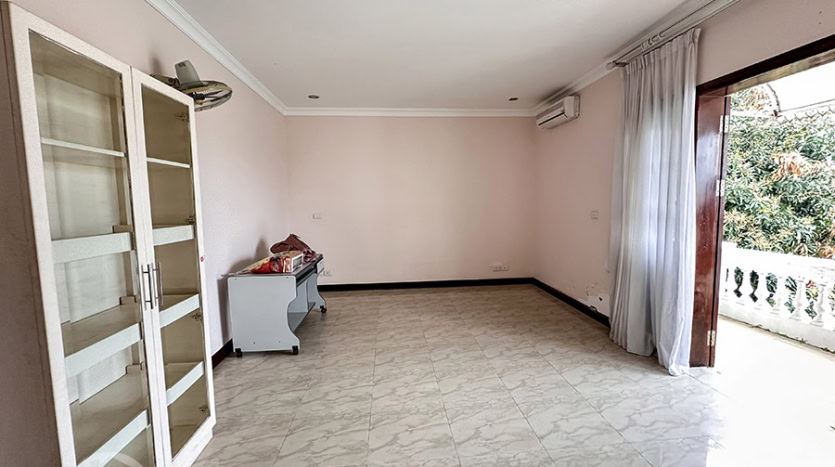 Unfurnished 5-Bedroom Villa with Garden for Rent in Ciputra Hanoi
