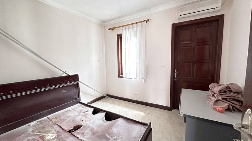 Unfurnished 5-Bedroom Villa with Garden for Rent in Ciputra Hanoi