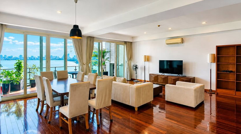 Spacious 3-Bedroom Apartment with Stunning West Lake Views