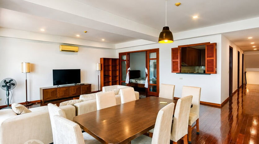 Spacious 3-Bedroom Apartment with Stunning West Lake Views
