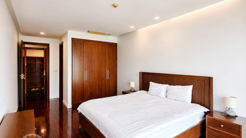 Spacious 3-Bedroom Apartment with Stunning West Lake Views