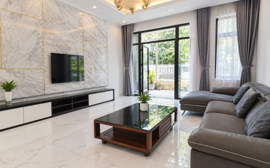Renovated 5 bedroom villa in Ciputra to rent