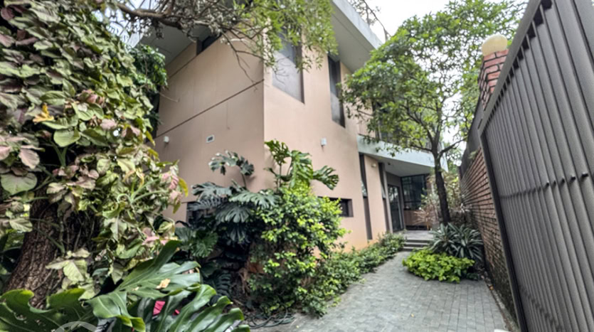 Modern Furnished House with Pool & River View in Long Bien