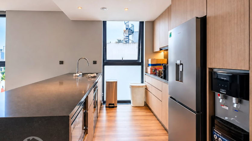 New 2-Bedroom Apartment with West Lake View for Rent