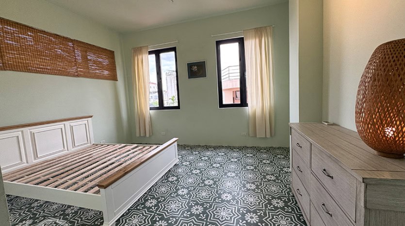 Renovated 4-Bedroom House with Garden for Rent in Long Bien
