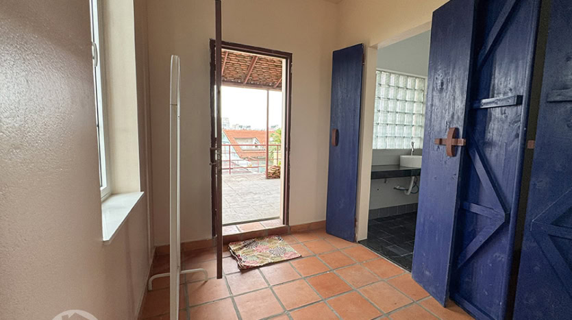 Renovated 4-Bedroom House with Garden for Rent in Long Bien