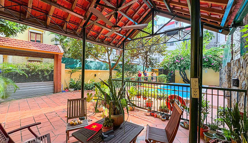 Villa with Large Swimming Pool & Garden for Rent in Tay Ho