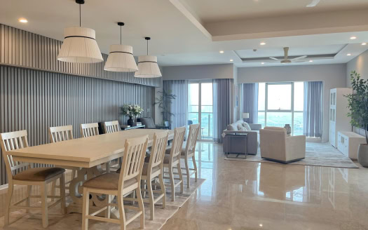 Charming 4 bedrooms apartment at L tower Ciputra