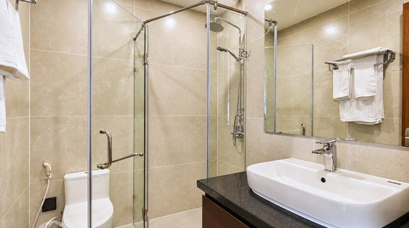 4-Beds Serviced Apartment with West Lake Views for Rent in Hanoi