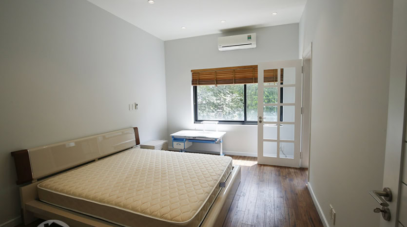Modern furnished 3 beds house with garden to rent in Tay Ho